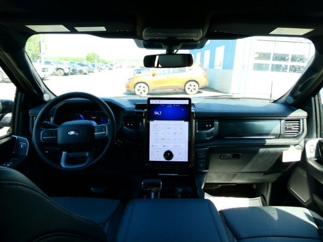 2025 Ford F-150 Lightning Lariat®