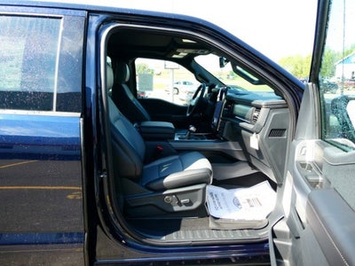 2025 Ford F-150 Lightning Lariat®