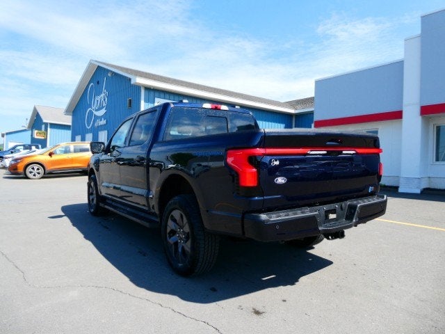 2025 Ford F-150 Lightning Lariat®