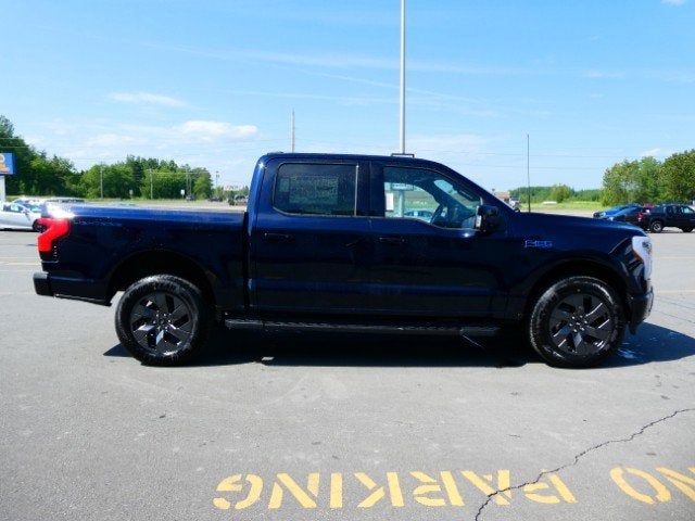 2025 Ford F-150 Lightning Lariat®