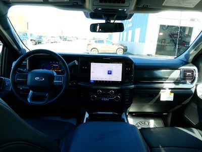 2025 Ford Super Duty F-350® Lariat®